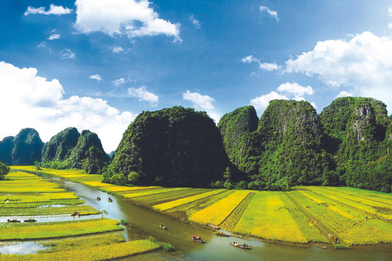 Ninh Binh Karst Landscape, Hoa Lu, Mua Cave, and Boat Trip Photo